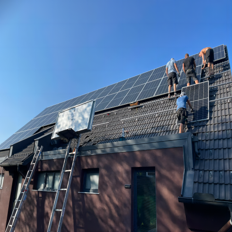 Hitos! La capacidad instalada fotovoltaica en tejados de la India ha alcanzado los 2,1 GW