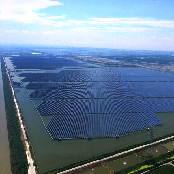 Otro de 120 MW de energía solar nadar con los peces en China