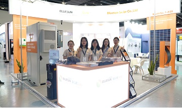 Equipo de Bluesun en Solar & Storage Live Filipinas 2024